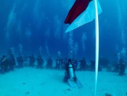 Biak Numfor Gelar Upacara 17 Agustus di Bawah Laut, Dihadiri Pangkoopsud III