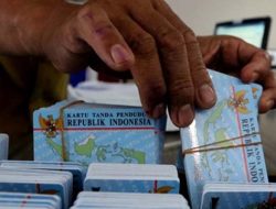 Disdukcapil Biak Numfor Siapkan 1.500 Blanko e-KTP, Jemput Bola ke 257 Kampung