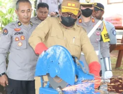 Polres Biak Musnahkan Knalpot Brong Hasil Razia