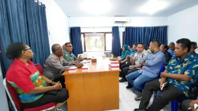 Pemkab Biak Larang Kades Bawa Tim Sukses Saat Pelantikan